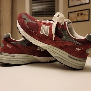 New Balance 993 Made in USA Burgundy Lightly Worn